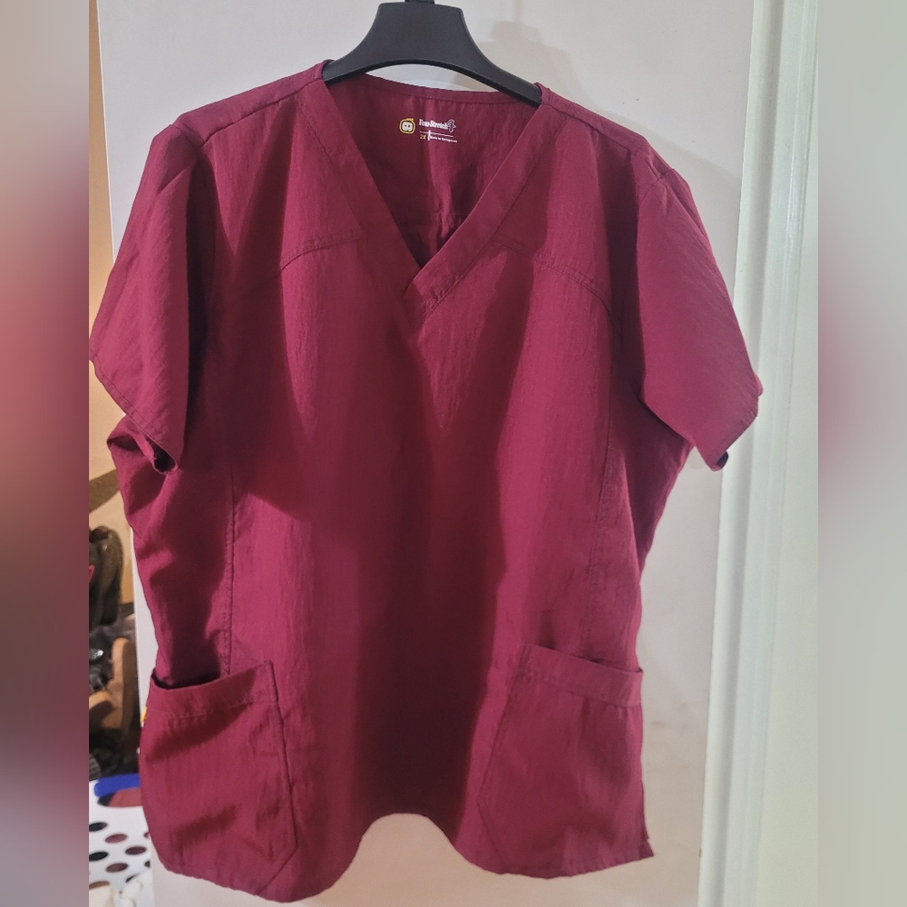 Wonderwink 4 way Stretch Scrub top size 2x